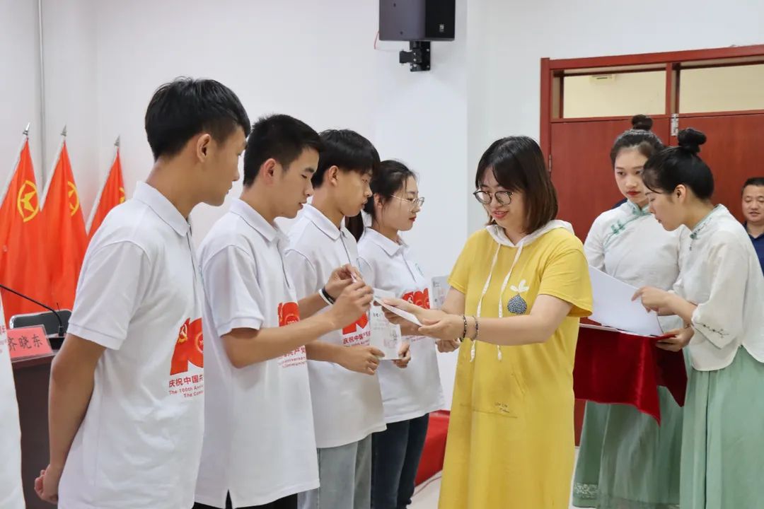 微信图片_20220815020556.jpg 微信图片_20220815020556.jpg